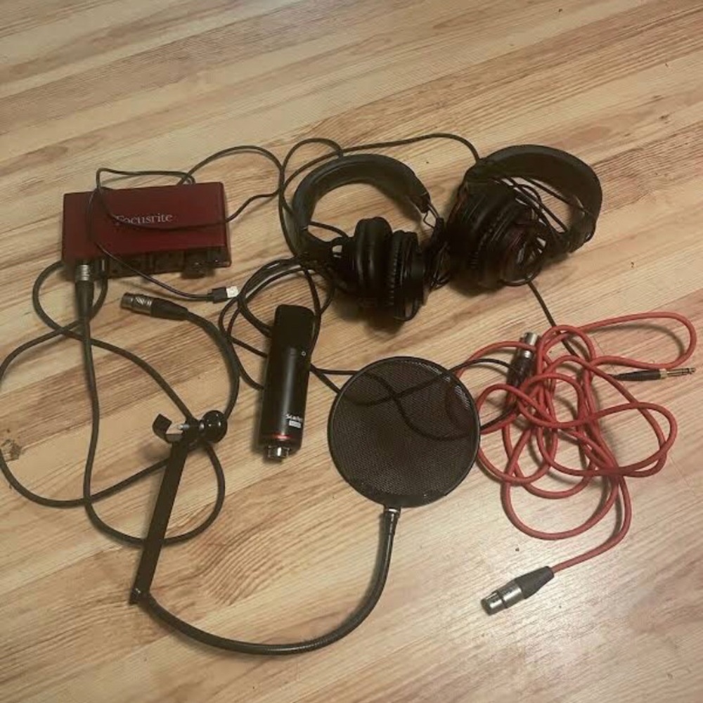 Scarlett 2i2 Studio 3rd Gen. and USB recording system